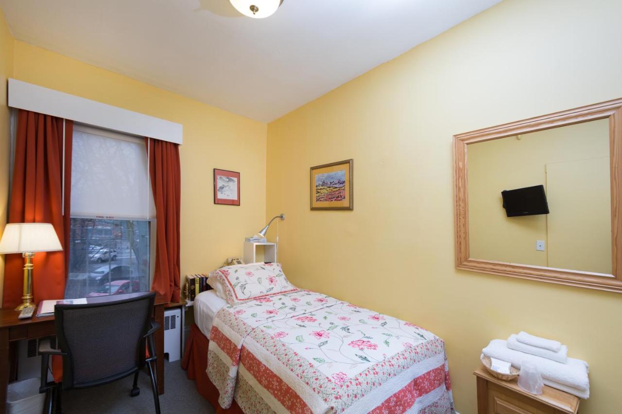 Tempat Tidur & Sarapan Irving House At Harvard 3*